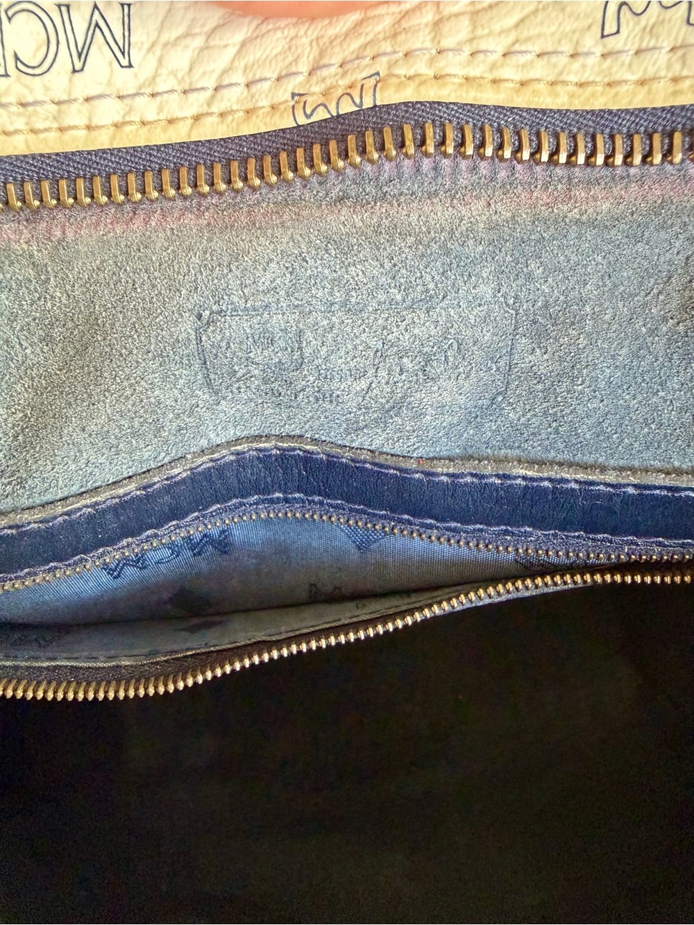 MCM White Visetos Bag - Picture 8 of 14